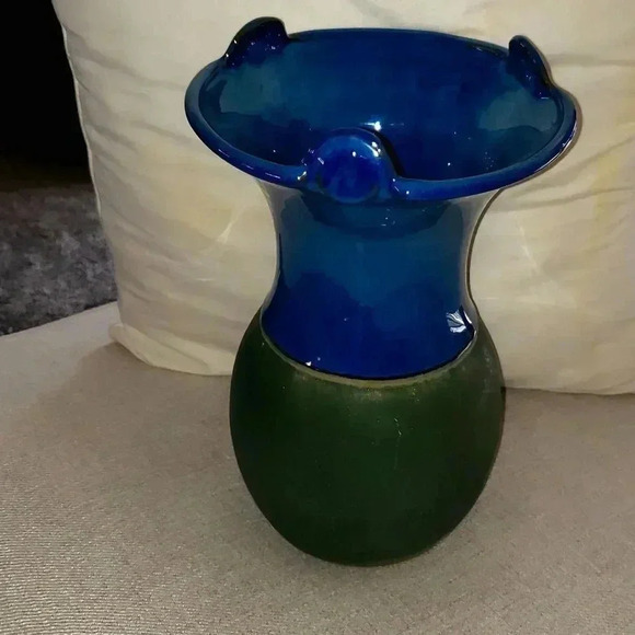 Vintage Jack o' Patsy Pottery Vase Made in Ireland - Picture 5 of 6